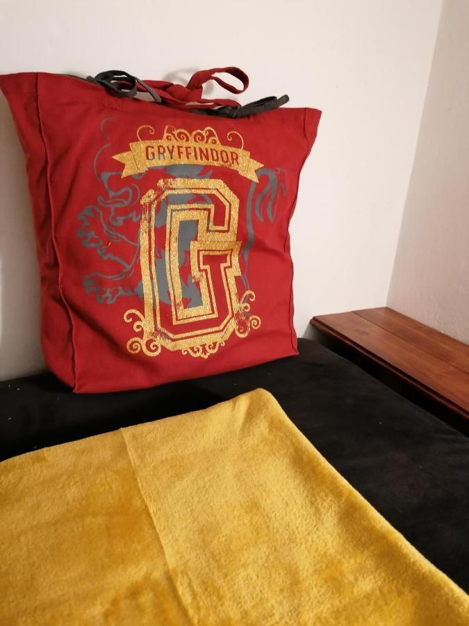 Cozy Central 蓬塔德尔加达 外观 照片