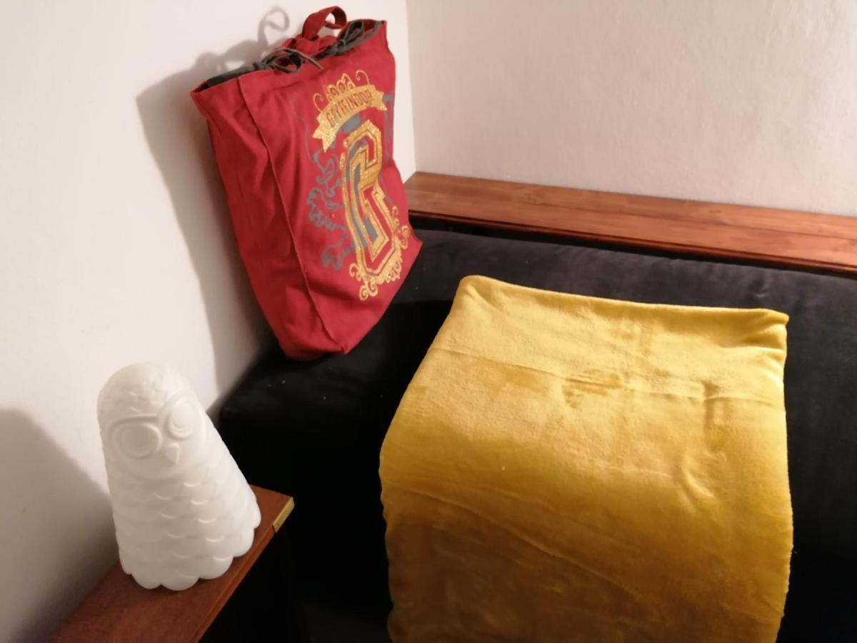 Cozy Central 蓬塔德尔加达 外观 照片
